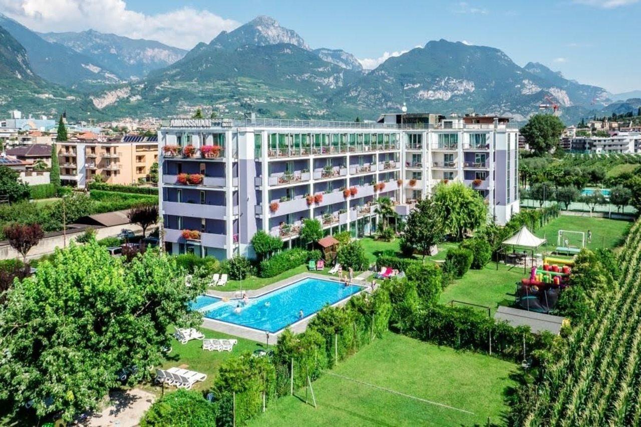 Hotel Ambassador